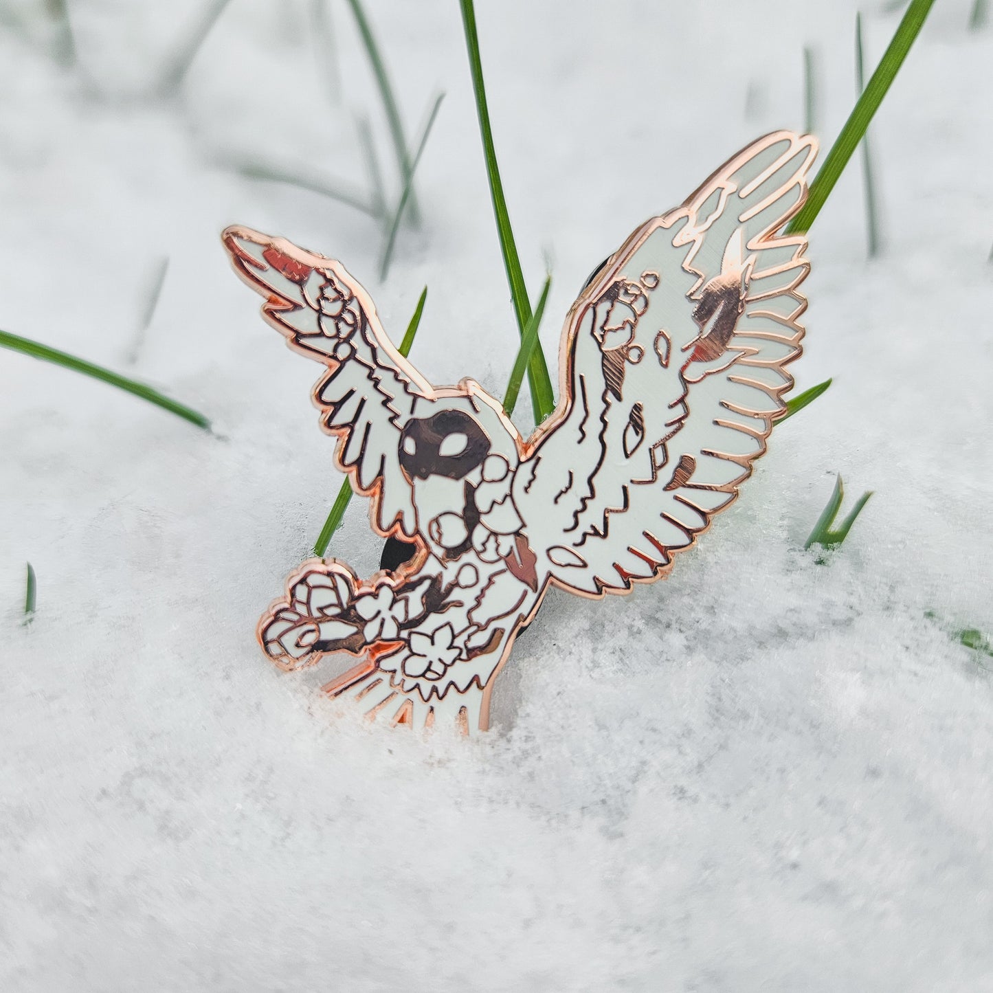 White Floral Owl - Enamel Pin