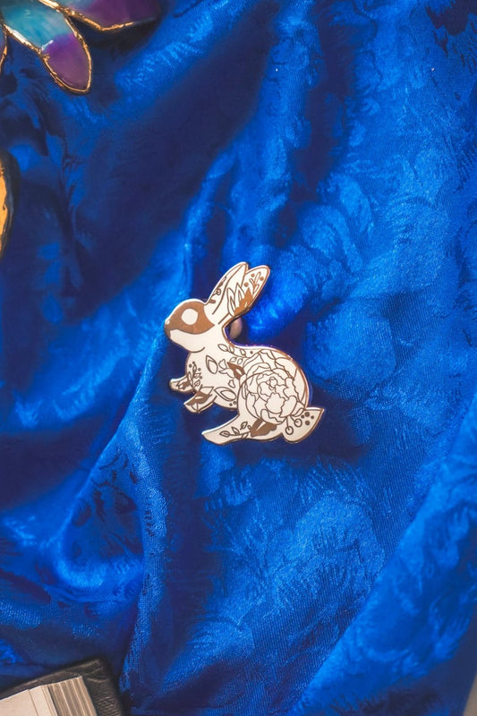 White Floral Rabbit Pin