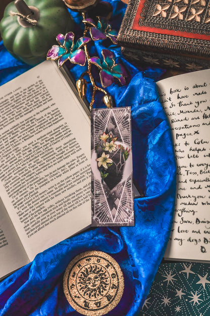 Onix with Jasmines - Capricorn Birthstone Bookmark