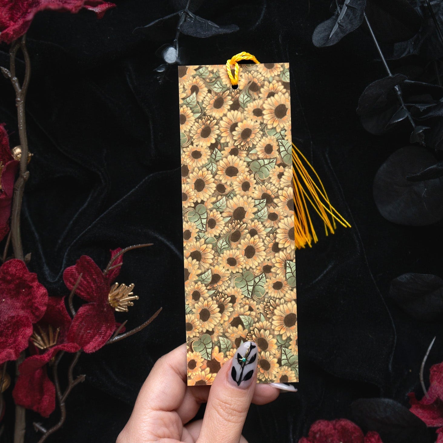 Tigers Eye stone with Sunflower - Leo Birthstone - Bookmark bonesandgardens