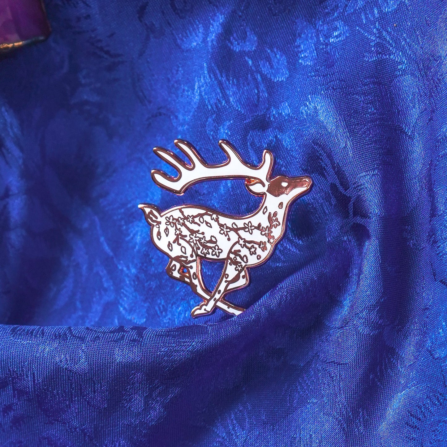 White Deer - Enamel Pin