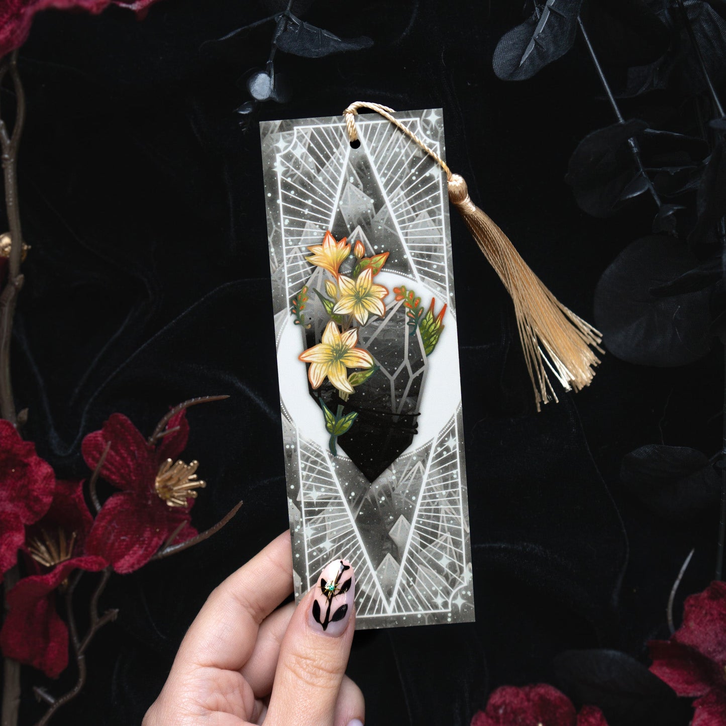 Onyx with Jasmines - Capricorn Birthstone - Bookmark bonesandgardens