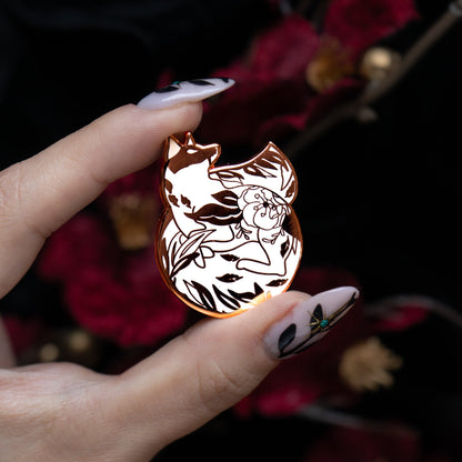 White Fox - Enamel Pin bonesandgardens