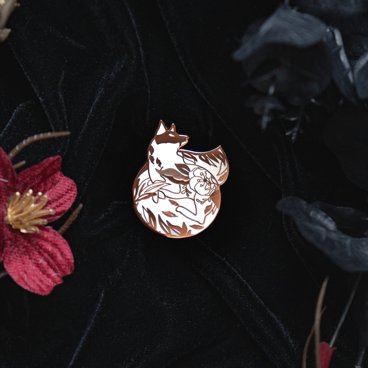 White Fox - Enamel Pin bonesandgardens