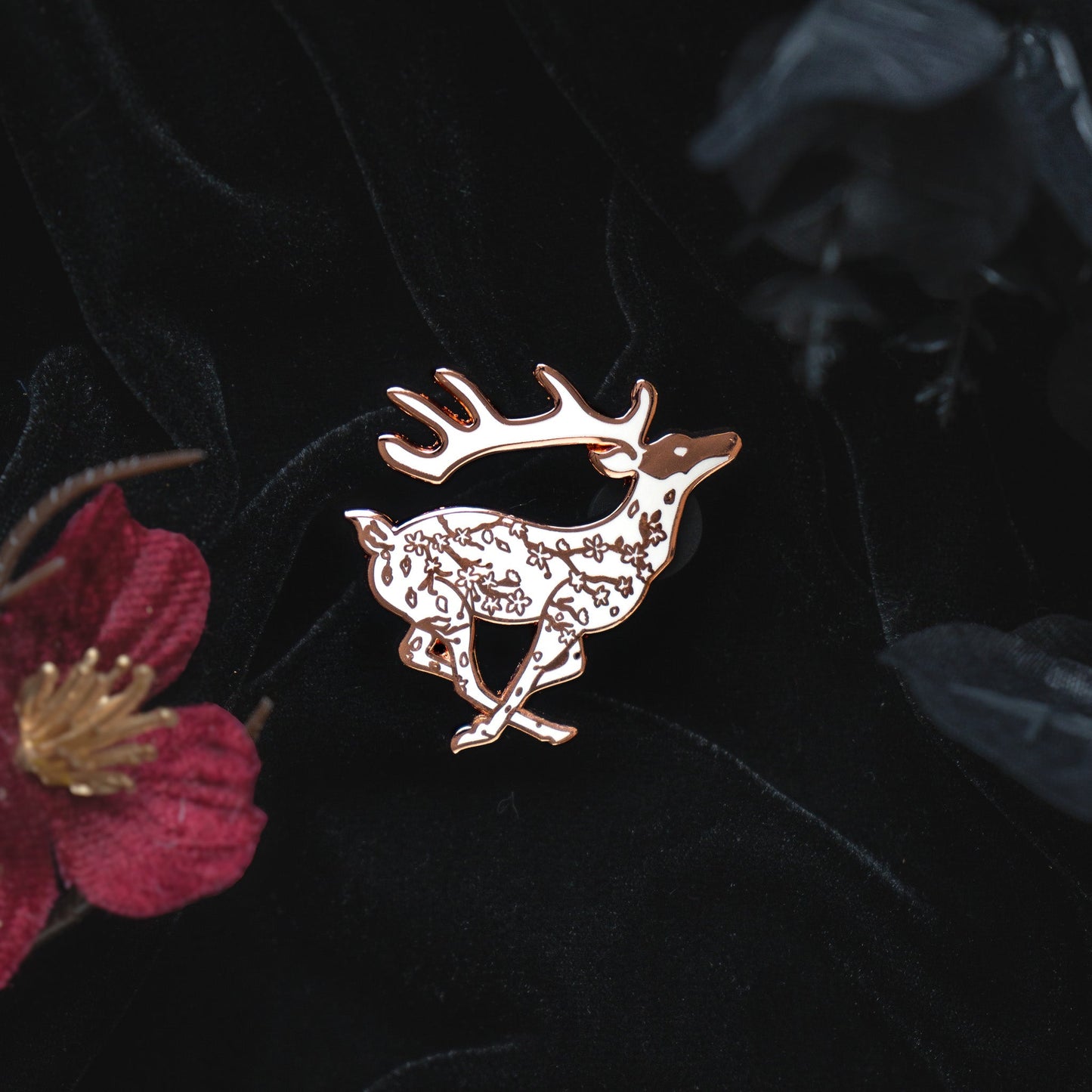 White Deer - Enamel Pin bonesandgardens