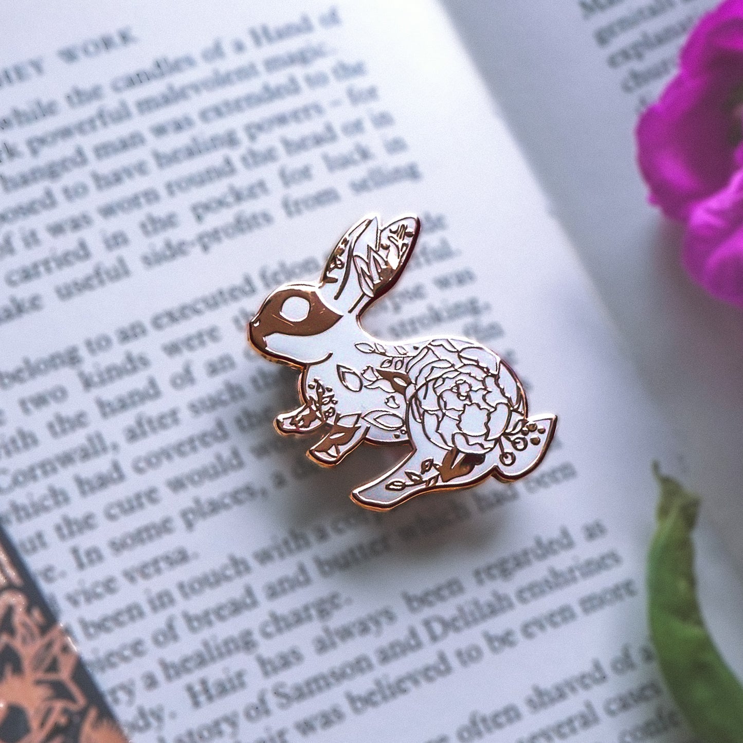 White Floral Rabbit - Enamel Pin