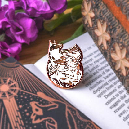 White Fox - Enamel Pin
