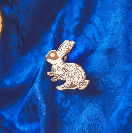 White Floral Rabbit Pin.