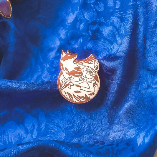 White Fox Pin