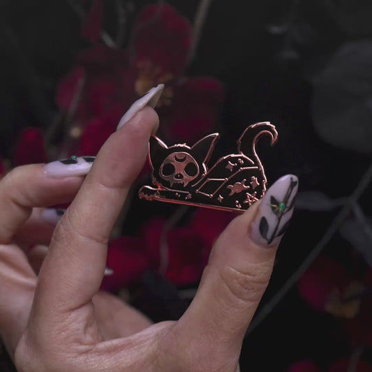 Big Stretch Witchy Cat - Enamel Pin